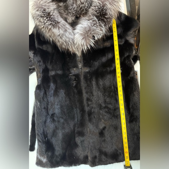Mink Fur Coat with Silver Fox Hood – Black – Excellent Condition - Picture 15 of 16